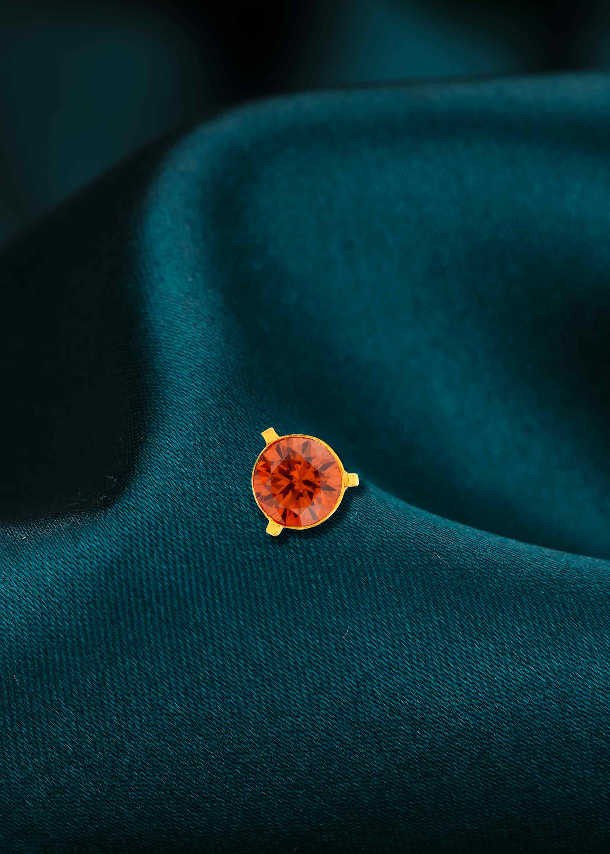 Timeless Bloom 22K Gold Traditional Nose Pin