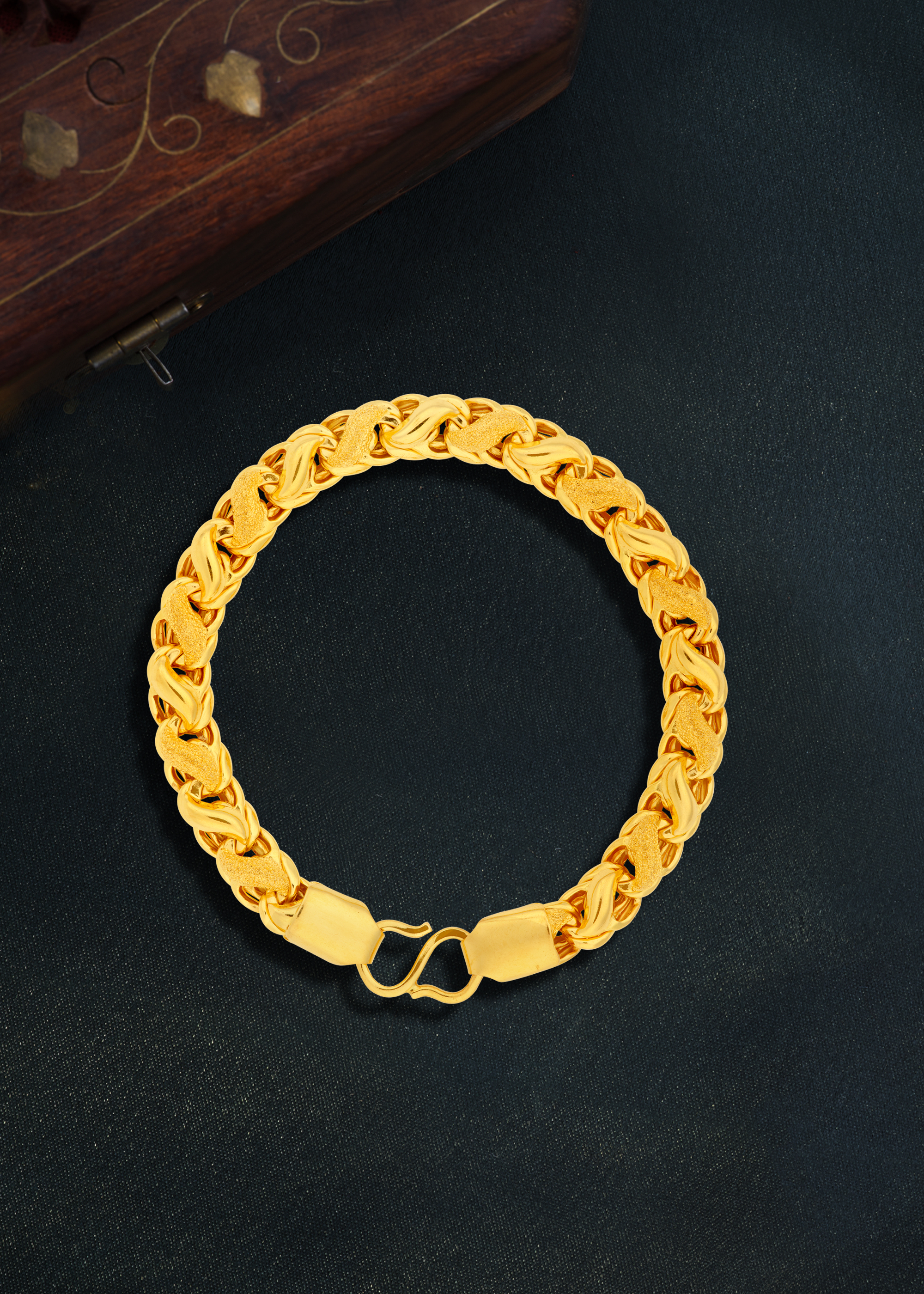 Strong and Striking 22K Gold Bracelet