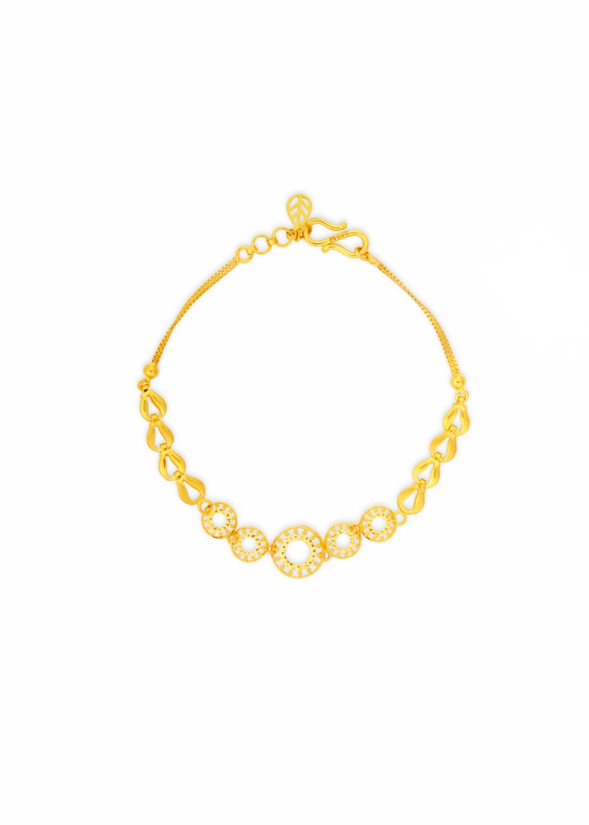 Sophisticated Office Wear 22K Gold Bracelet