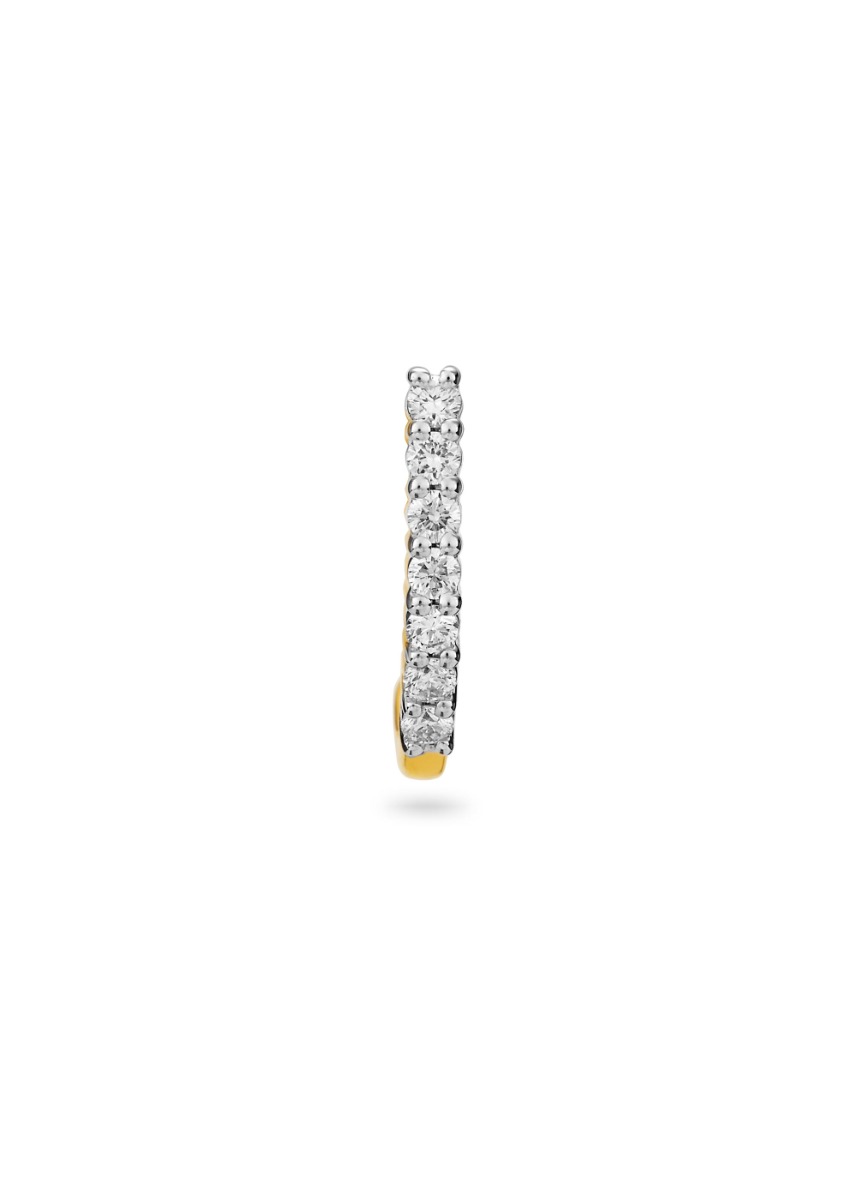 Linear Sparkling Diamond Nose Pin