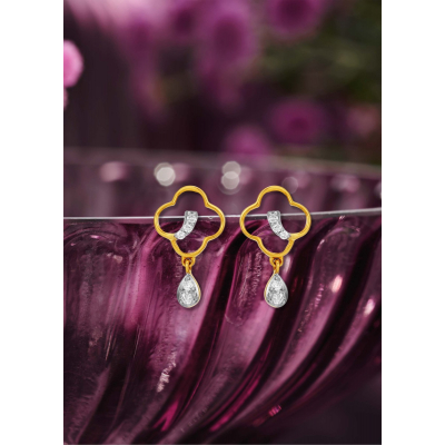 Playful Cloud Diamond Hanging Earring