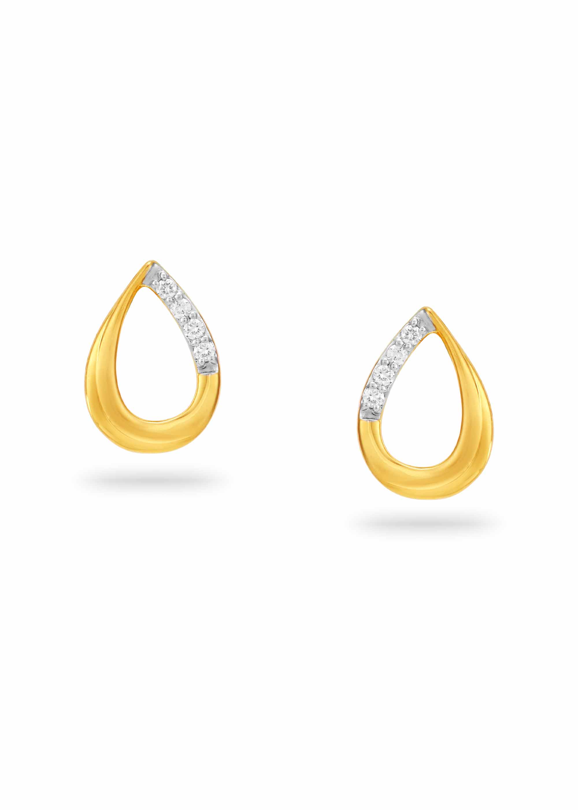 Glistening Dew Diamond Studs